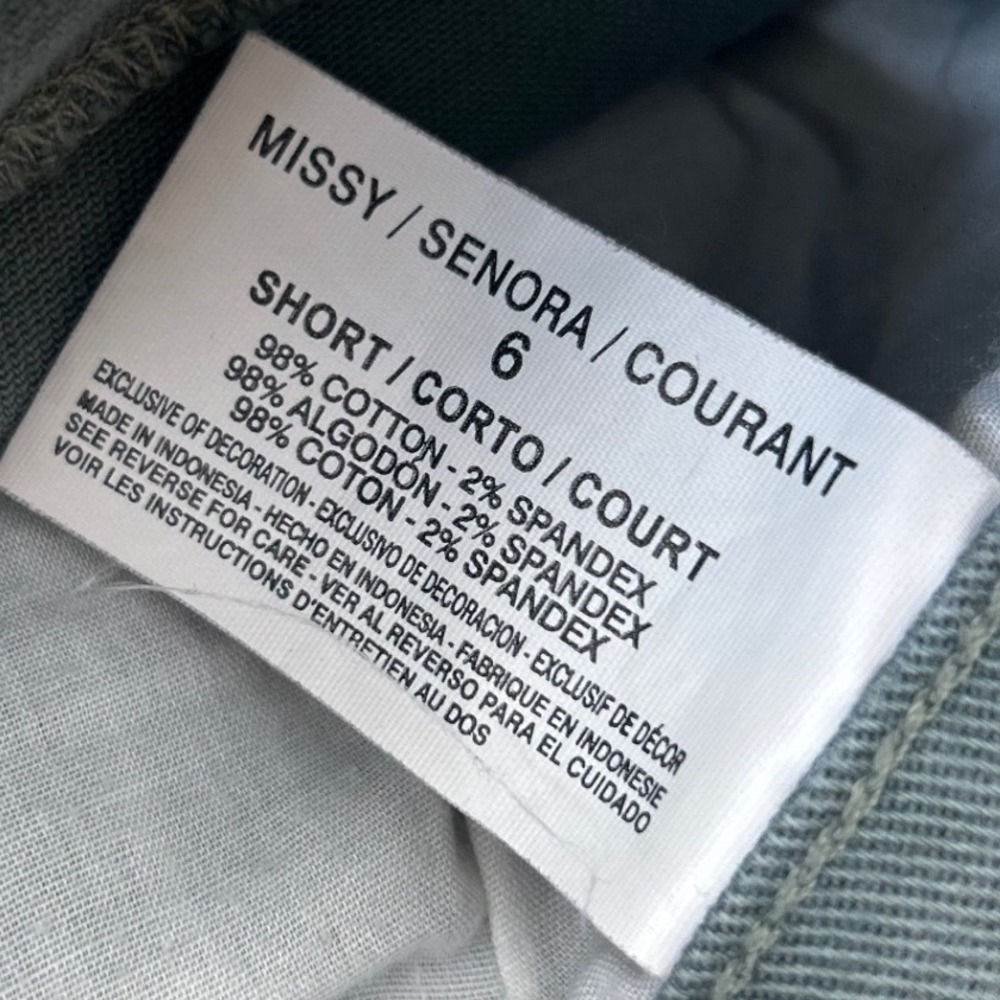 Gloria Vanderbilt Amanda High Rise Straight Leg Jeans Sage Green Size 6 Short - Picture 9 of 9